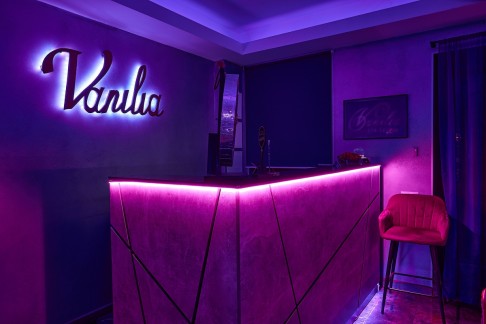  Vanilia,   1