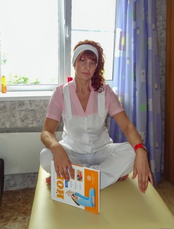 Девушка массажистка Лиза, салон Лиза