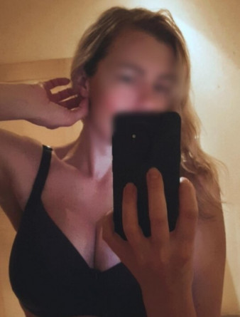 Девушка массажистка Анжелика, салон Анжелика