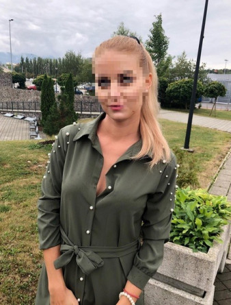 Девушка массажистка Алена, салон Алена