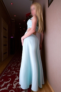 Девушка массажистка Яна, салон Relax massage