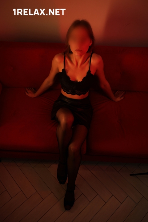 Девушка массажистка Алиса, салон Алиса фото №9