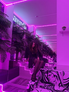 Девушка массажистка Кристина , салон Moments Девушка массажистка Кристина , салон Moments