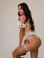 Девушка массажистка Божена, салон Podium фото №9