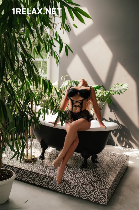 Девушка массажистка Надя, салон Soho spa фото №2