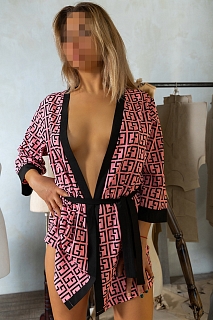 Девушка массажистка Ника, салон Антуриум