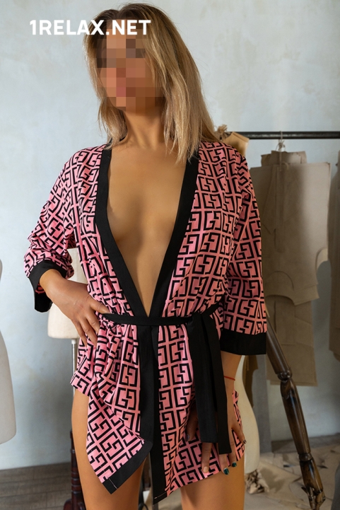 Девушка массажистка Ника, салон Антуриум фото №6