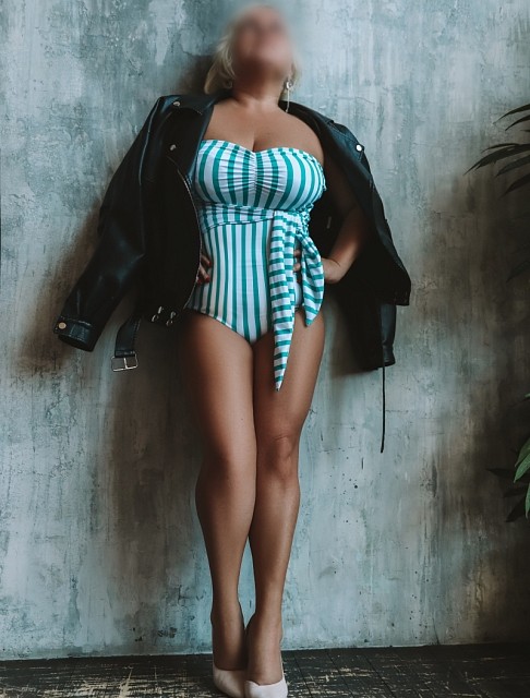 Девушка массажистка Стеша, салон Chili